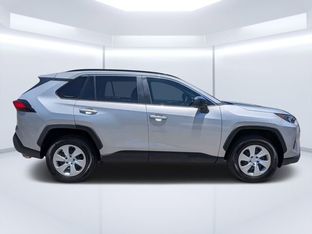 Used 2019 Silver Toyota LE image 2