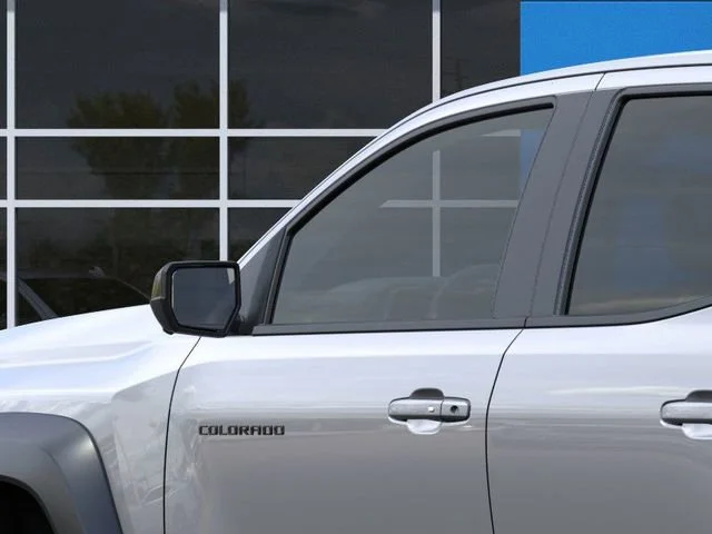 2024 Chevrolet Colorado ZR2 - Photo 12