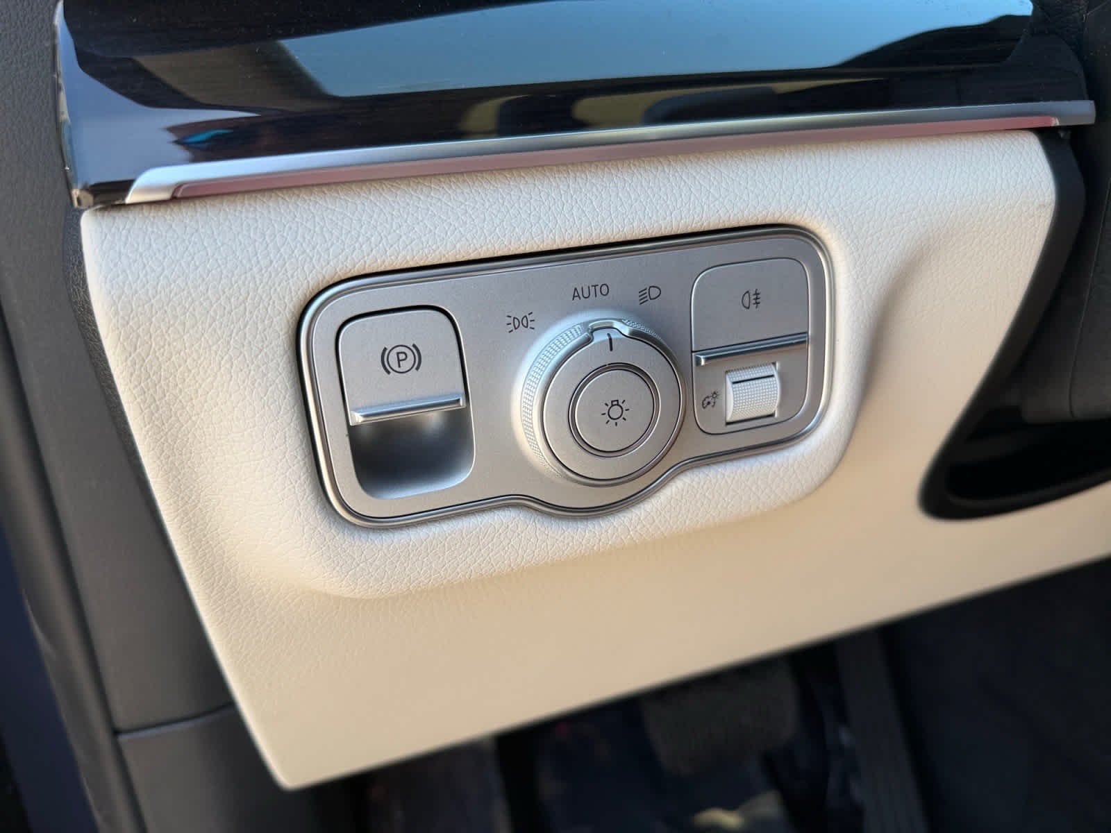 New 2026 Twilight Blue Metallic Mercedes-Benz GLE 350 image 25