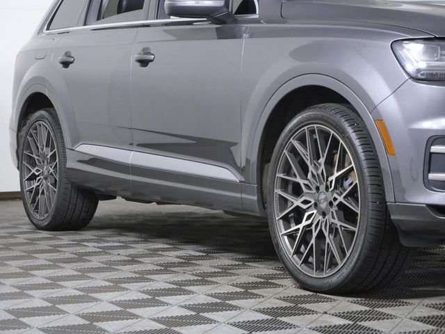 Used 2018 Audi Q7 Premium Plus with VIN WA1LAAF7XJD040157 for sale in Shakopee, Minnesota