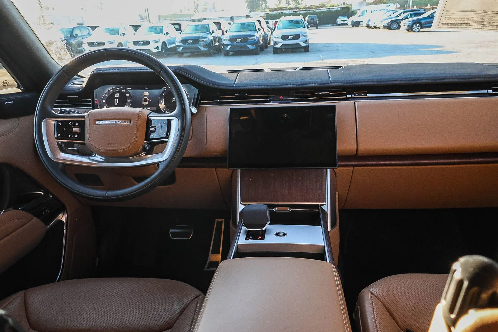 2025 Land Rover Range Rover SE - Photo 22