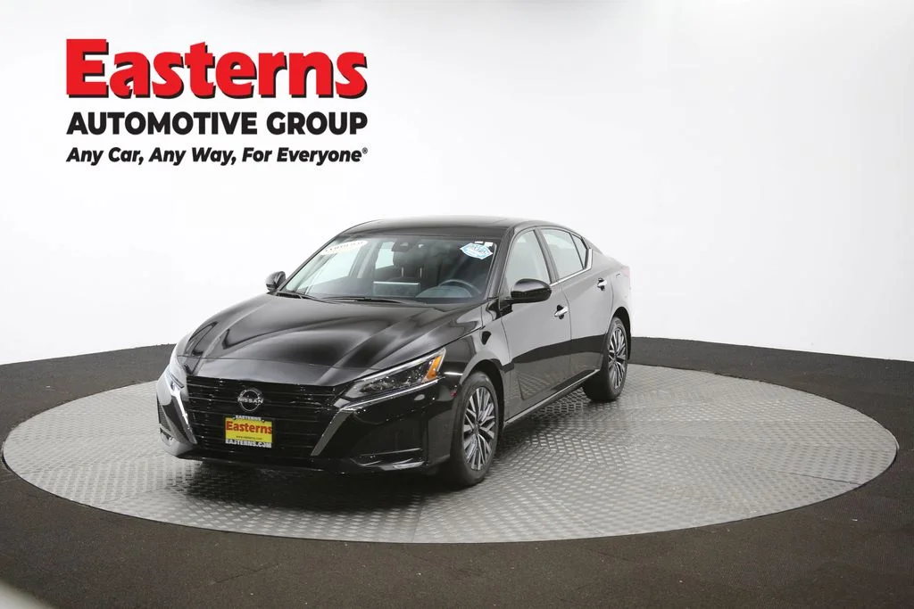Used 2023 Black Nissan 2.5 SV image 52