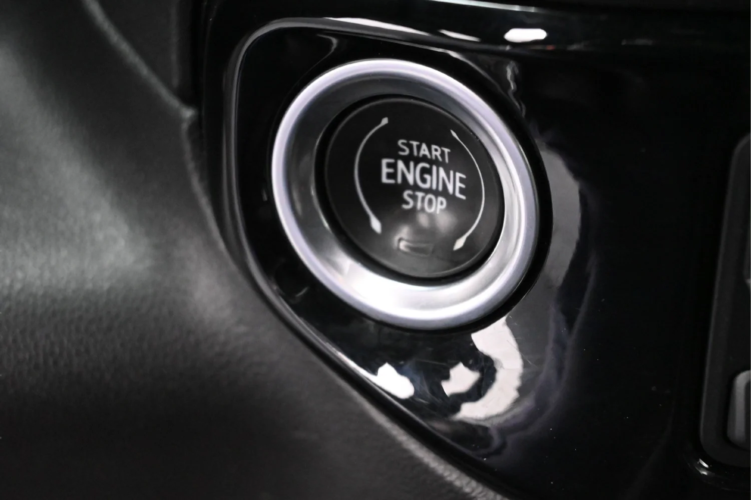 Used 2024 Summit White Chevrolet ZR2 image 23