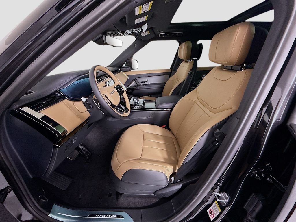 New 2026 Santorini Black LAND ROVER Dynamic SE image 21