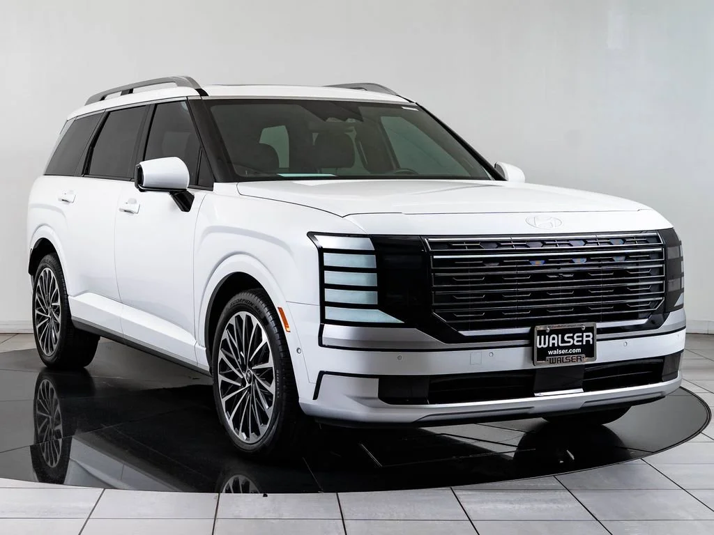 Used 2026 Creamy White Pearl Hyundai Calligraphy image 12