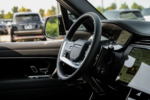 New 2026 Fuji White Land Rover SE image 16