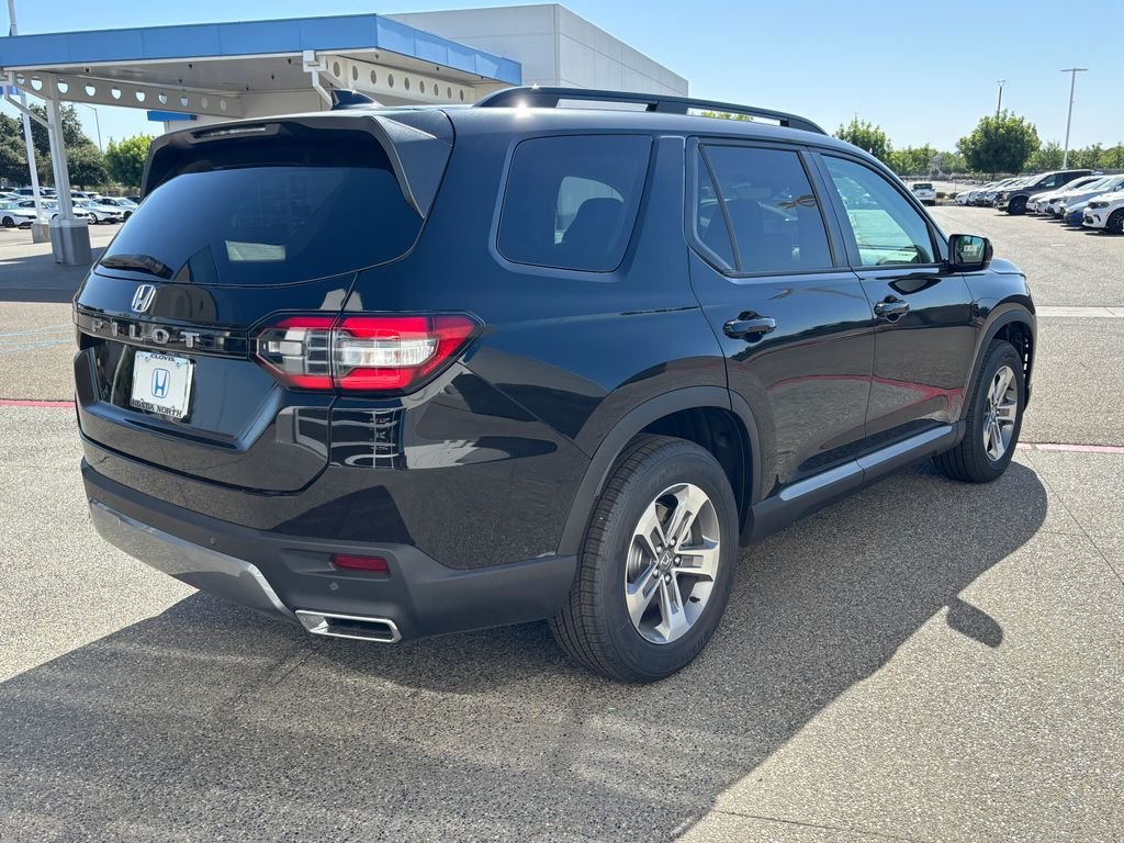 New 2026 Crystal Black Pearl Honda EX-L image 5