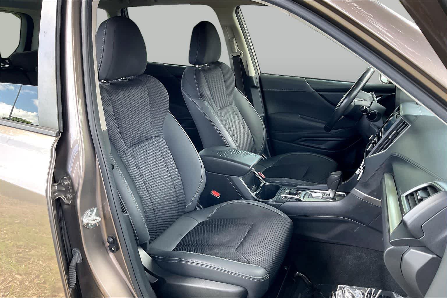 Used 2023 Brilliant Bronze Metallic Subaru Premium image 8