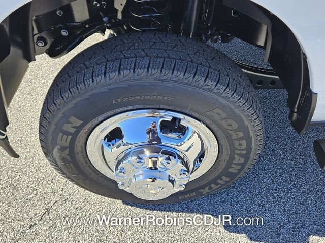 New 2026 Bright White Clear-Coat Exterior Paint RAM Tradesman image 17