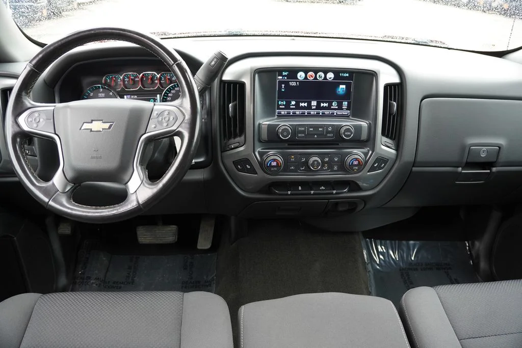 2018 Chevrolet Silverado 1500 LT - Photo 18