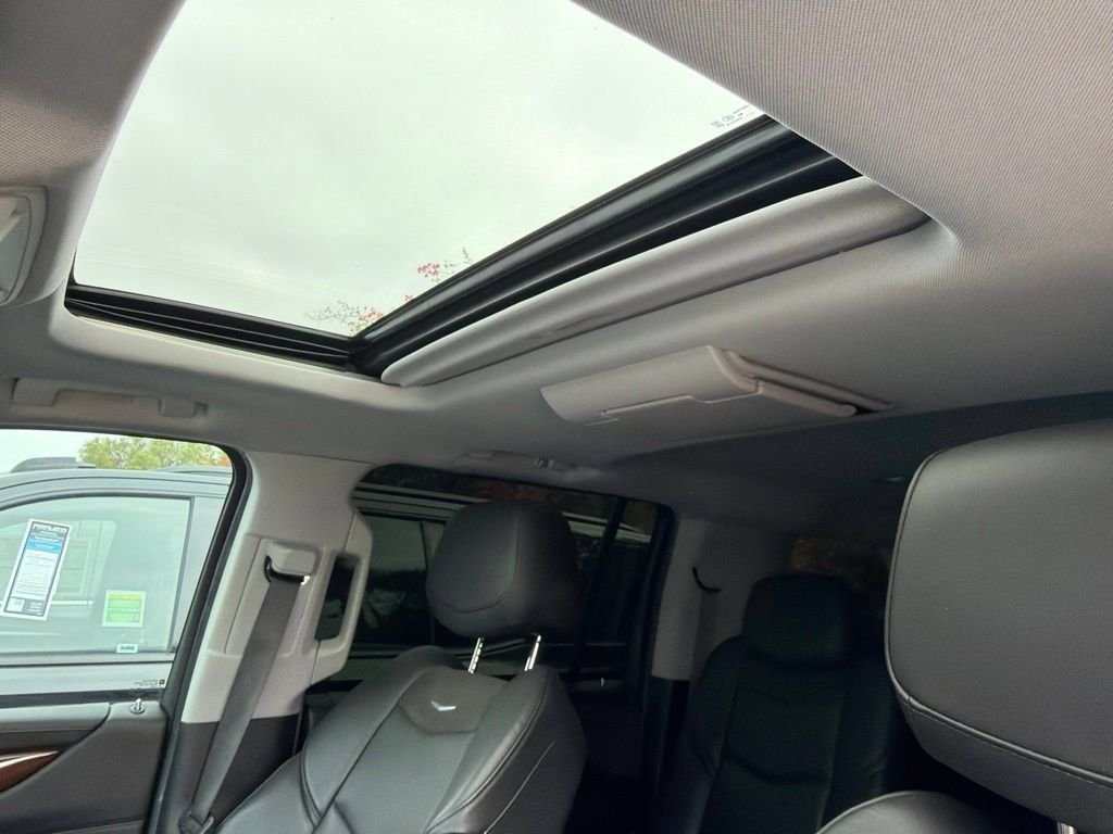 Used 2019 Black Cadillac Premium image 7