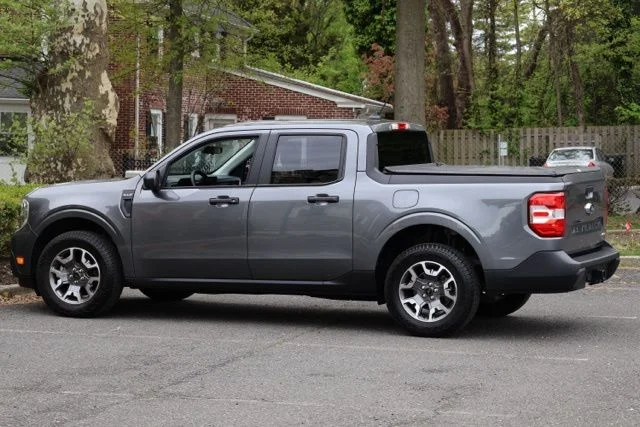 Used 2024 Gray Metallic Ford XLT image 7