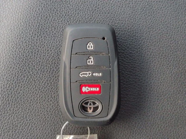 Certified Used 2026 Ice Toyota TRD Off-Road Premium image 32