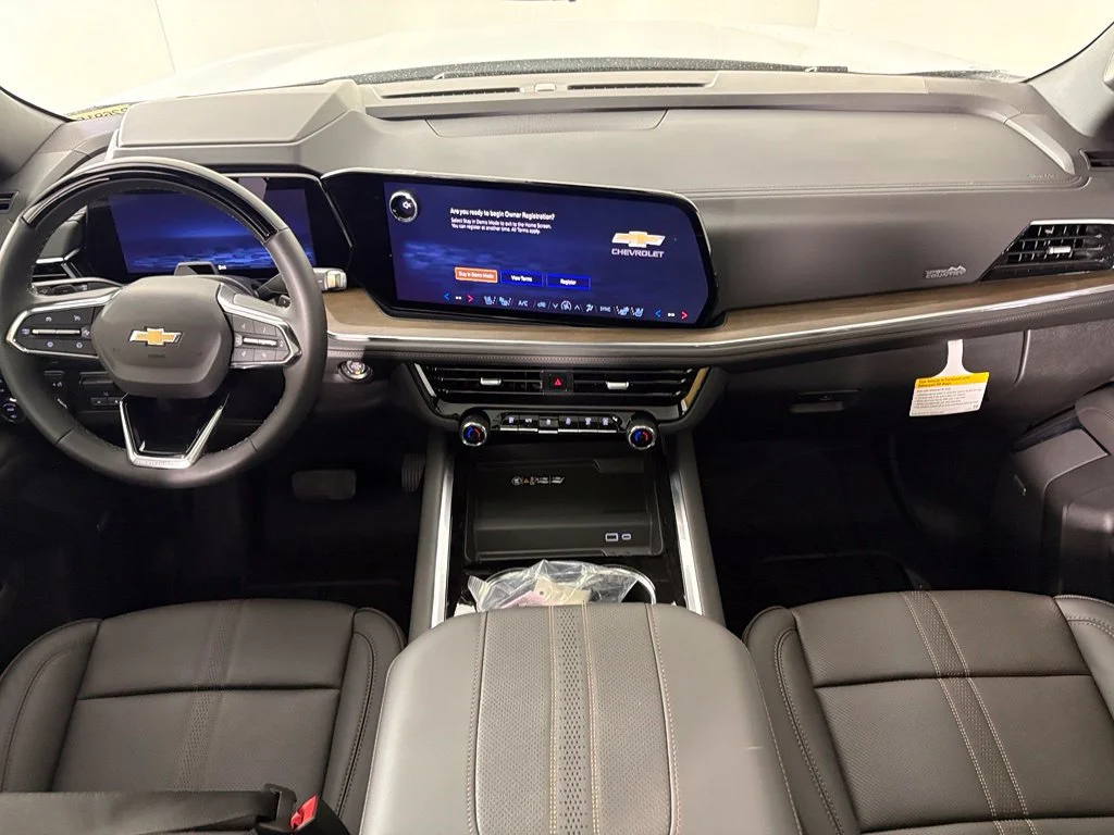 New 2026 Polar White Tricoat Chevrolet High Country image 41
