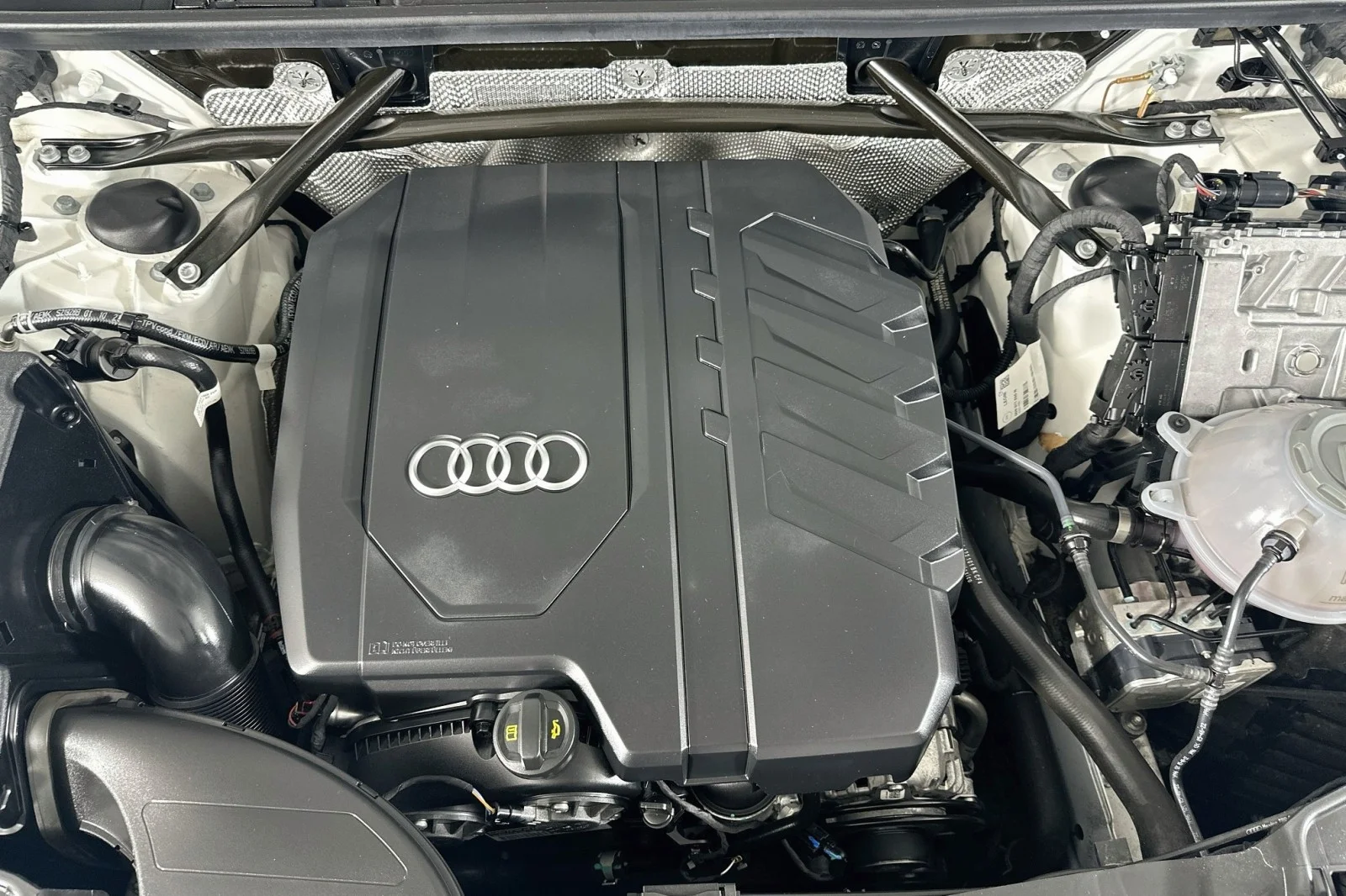 Used 2023 Glacier White Metallic Audi S line Premium image 12