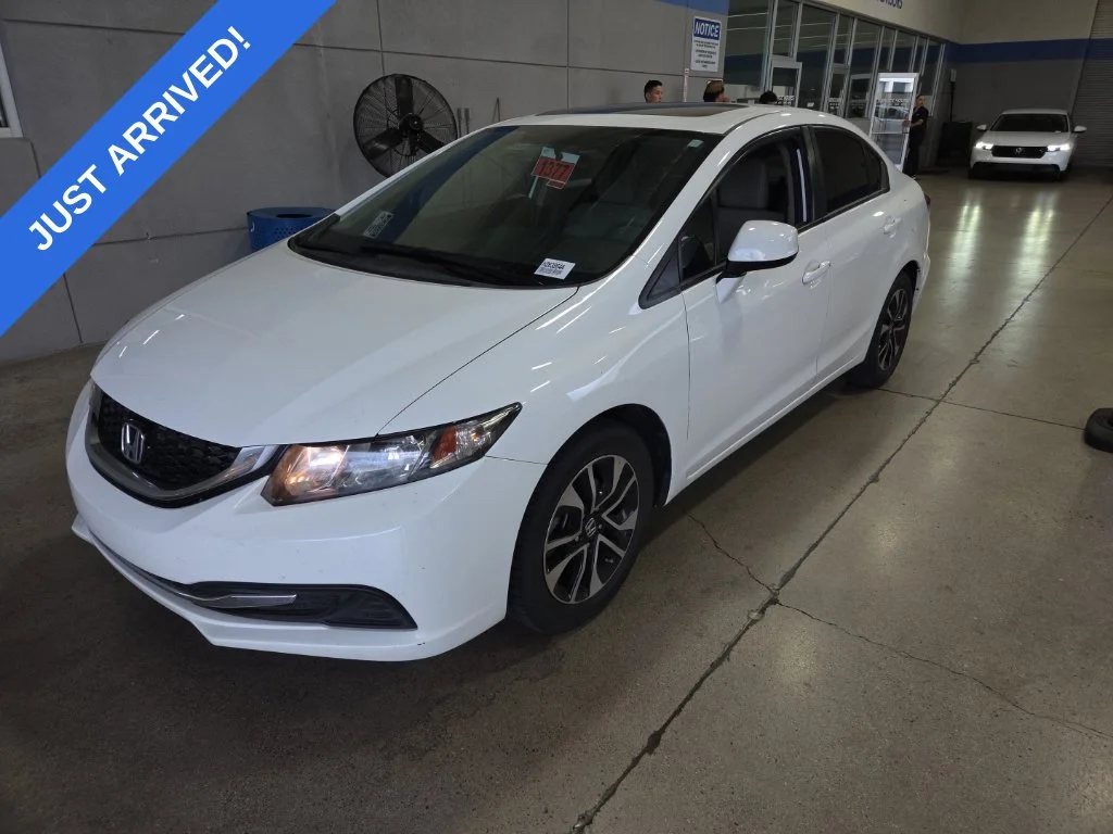 Used 2013 Taffeta White Honda EX image 1