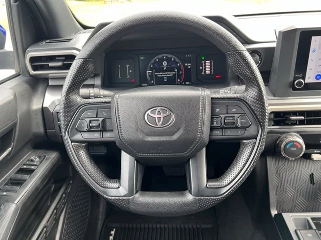 Used 2025 Blue Toyota SR5 image 12