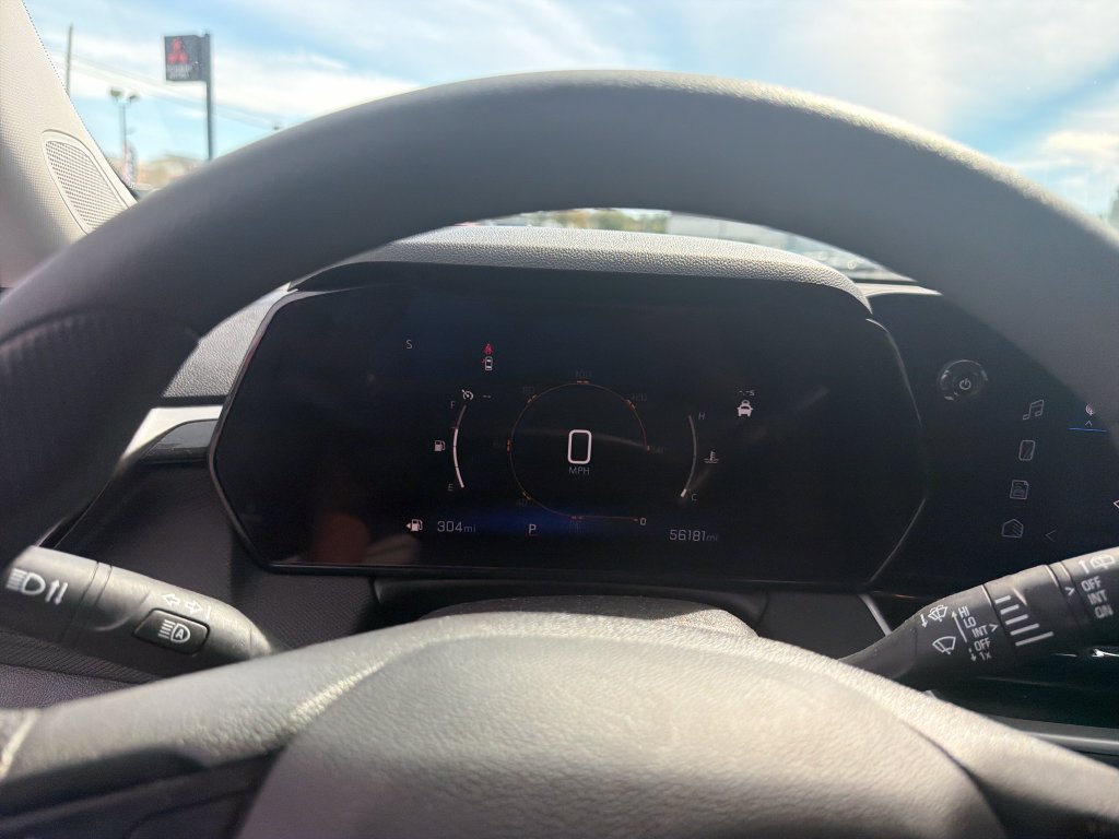 Used 2025 Gray Chevrolet LT image 18