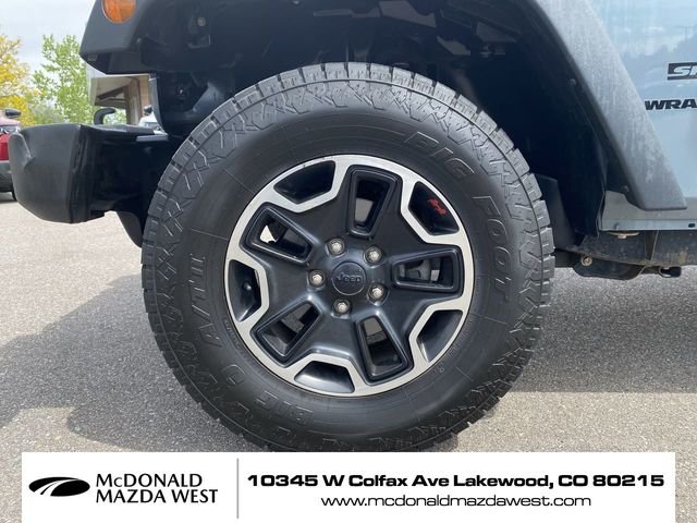 Used 2015 Gray Jeep Sport image 10