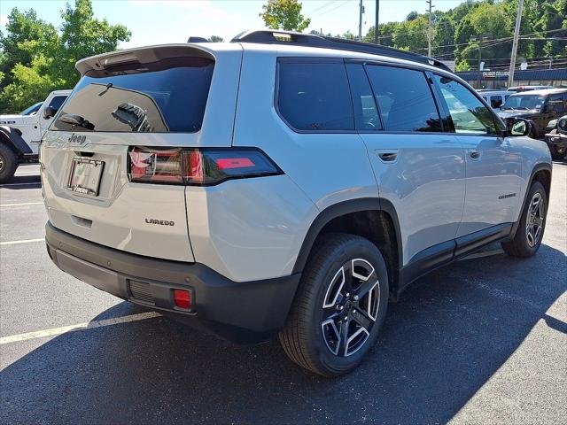 New 2026 Silver Zynith Clear-Coat Exterior Paint Jeep Laredo image 3