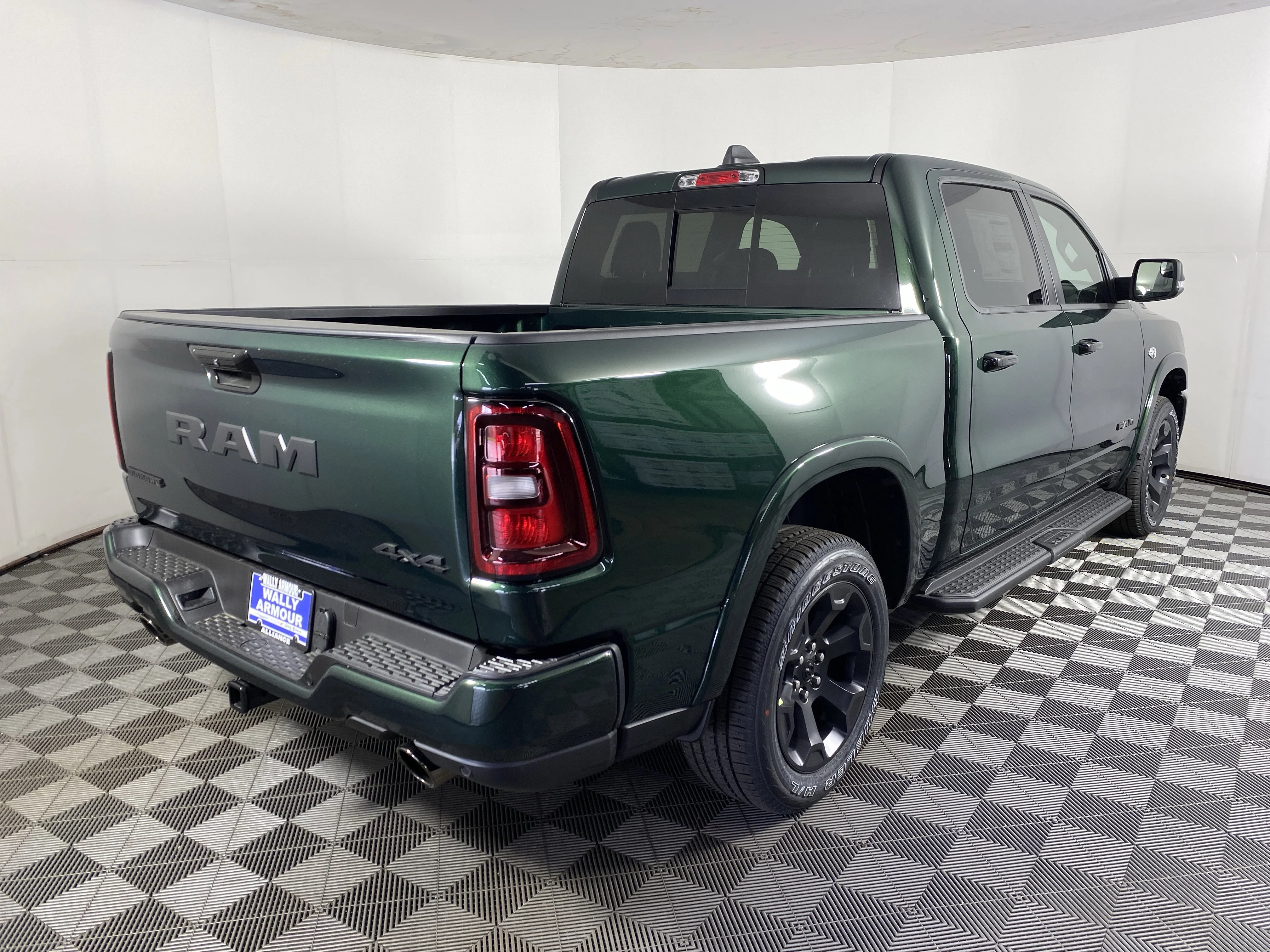 New 2026 Serrano-Green Metallic Exterior Paint RAM Big Horn/Lone Star image 7