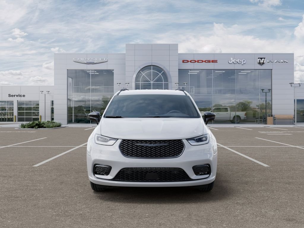 New 2026 Bright White Clear-Coat Exterior Paint Chrysler Select image 6