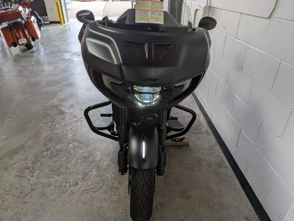 New 2026 BLACK SMOKE Indian Motorcycle  image 3