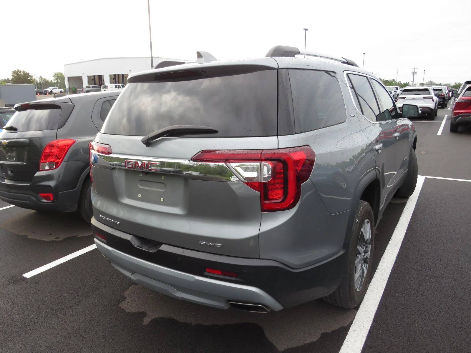 Used 2023 Sterling Metallic GMC SLT image 7