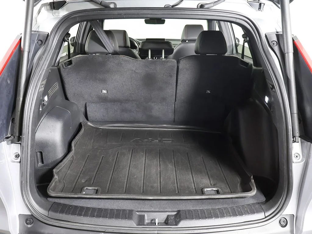 Used 2025 Solar Silver Metallic Honda Sport-L image 20