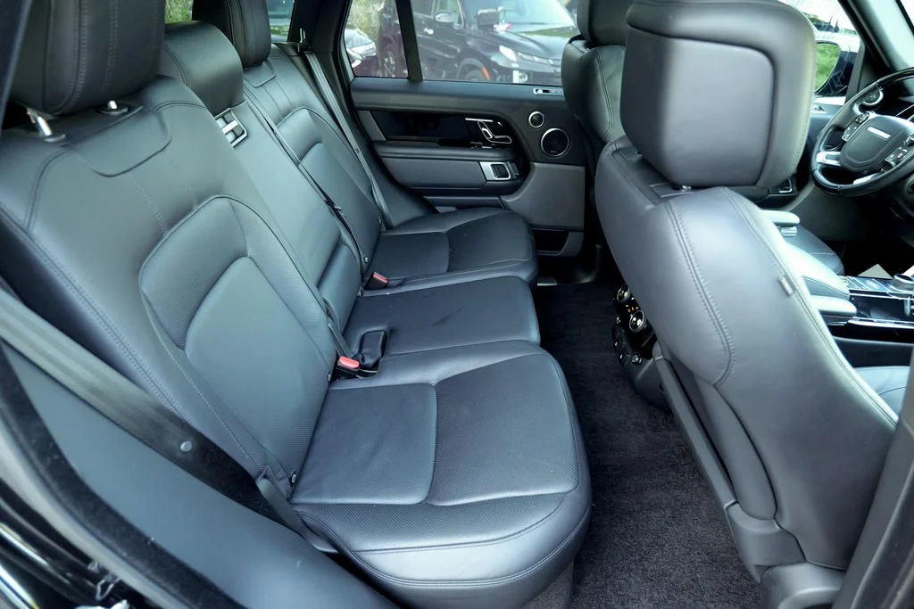Used 2020 Santorini Black Metallic Land Rover HSE image 33