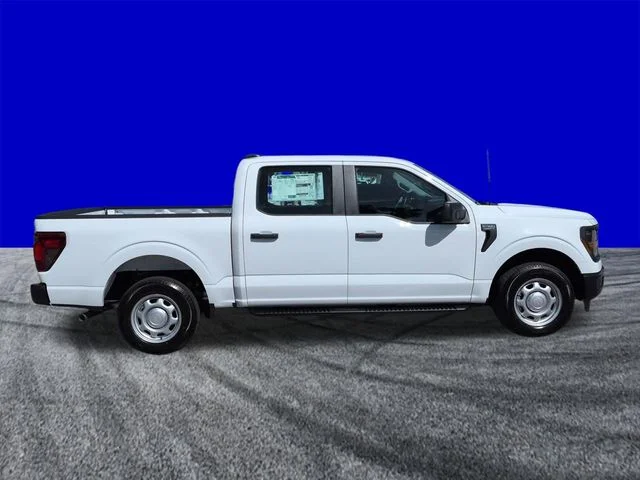 New 2026 Oxford White Ford XL image 3