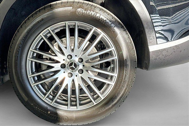 New 2026 Black Mercedes-Benz GLC 300 image 59