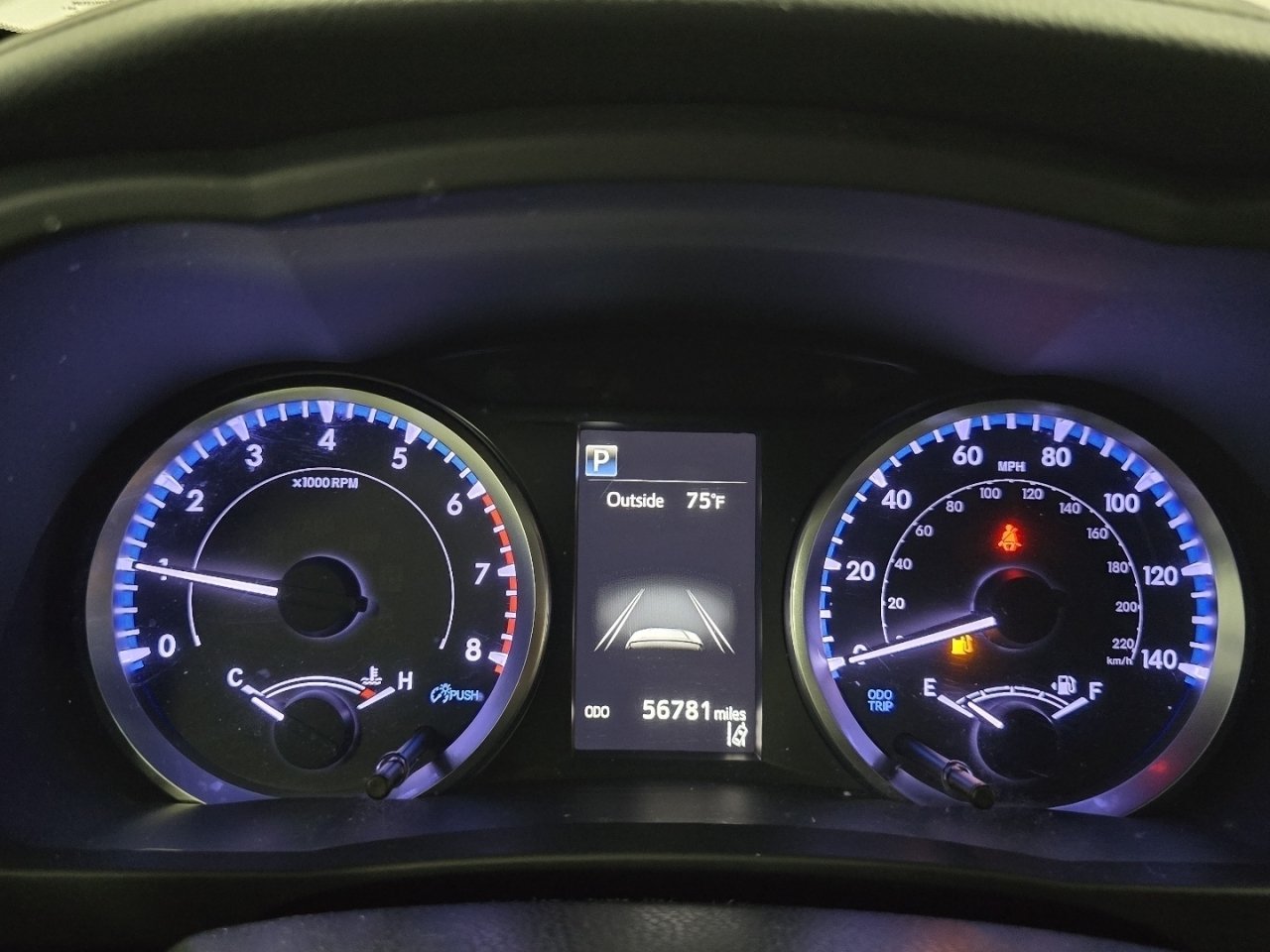 2019 Toyota Highlander LE - Photo 23