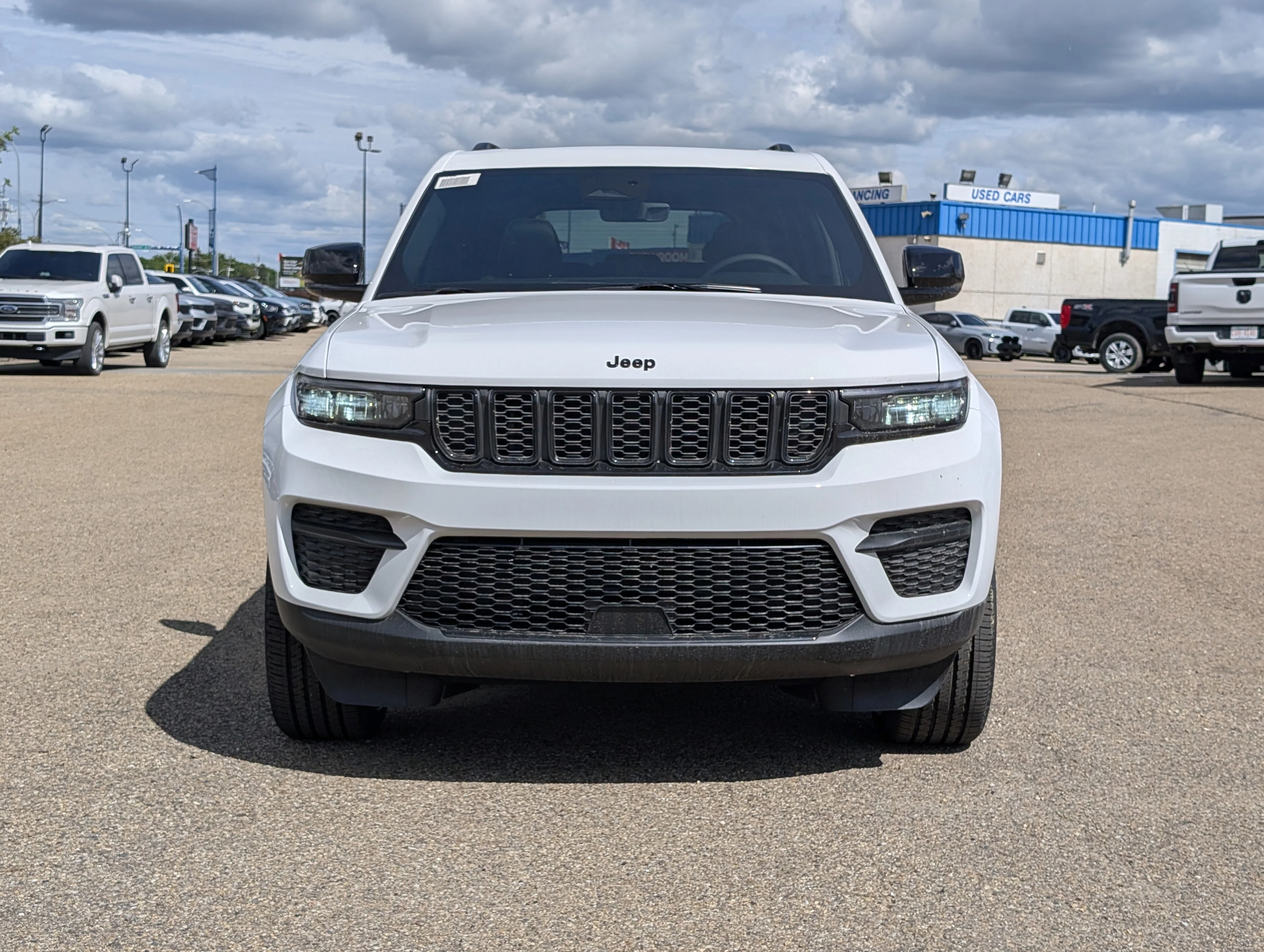 New 2025 Bright White Jeep Altitude image 10