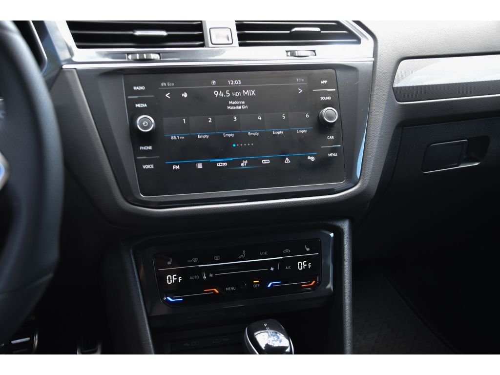 Used 2022 Deep Black Pearl Volkswagen SE R-Line Black image 22