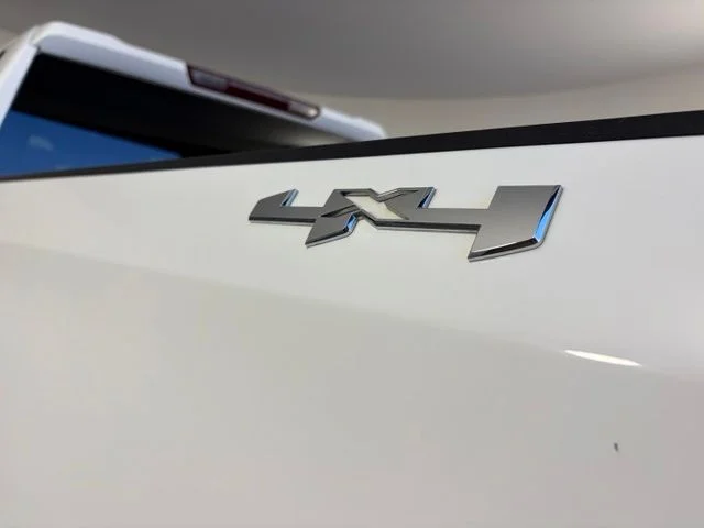 Certified Used 2024 White GMC Elevation image 46