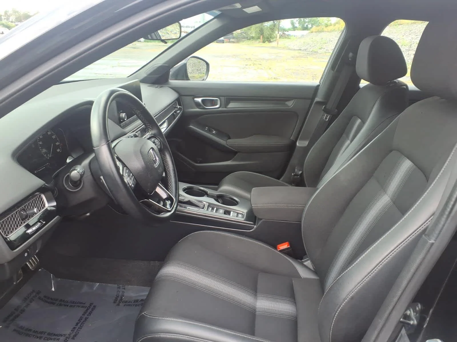 2024 Honda Civic Hatchback Sport - Photo 16