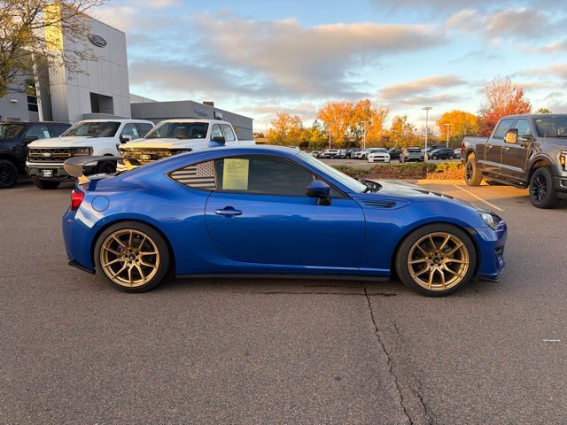 Used 2018 Blue Subaru Premium image 7