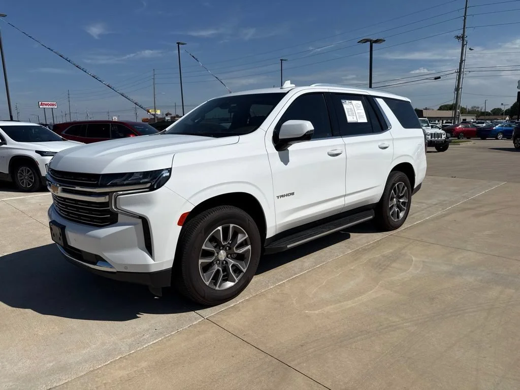 Used 2022 Summit White Chevrolet LT image 29