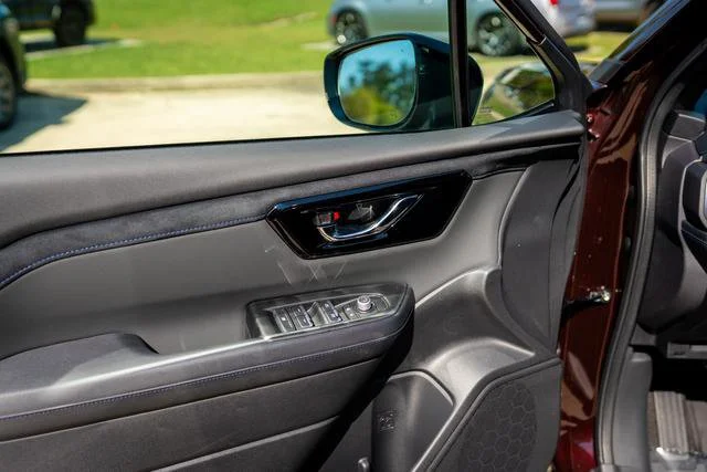 New 2026 Dark Mahogany Pearl Subaru Limited image 31
