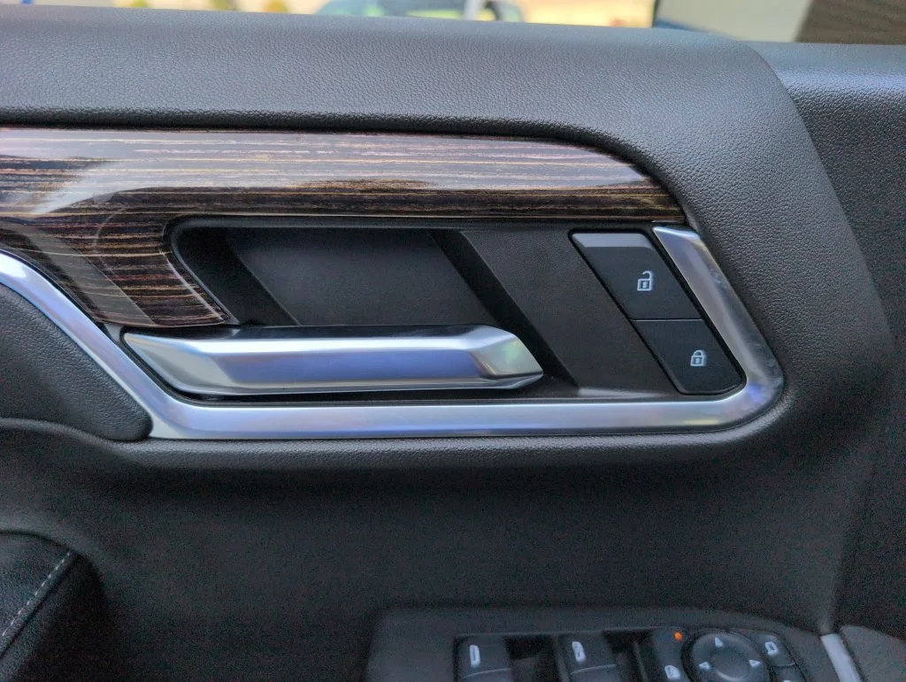 Certified Used 2024 White GMC Elevation image 23