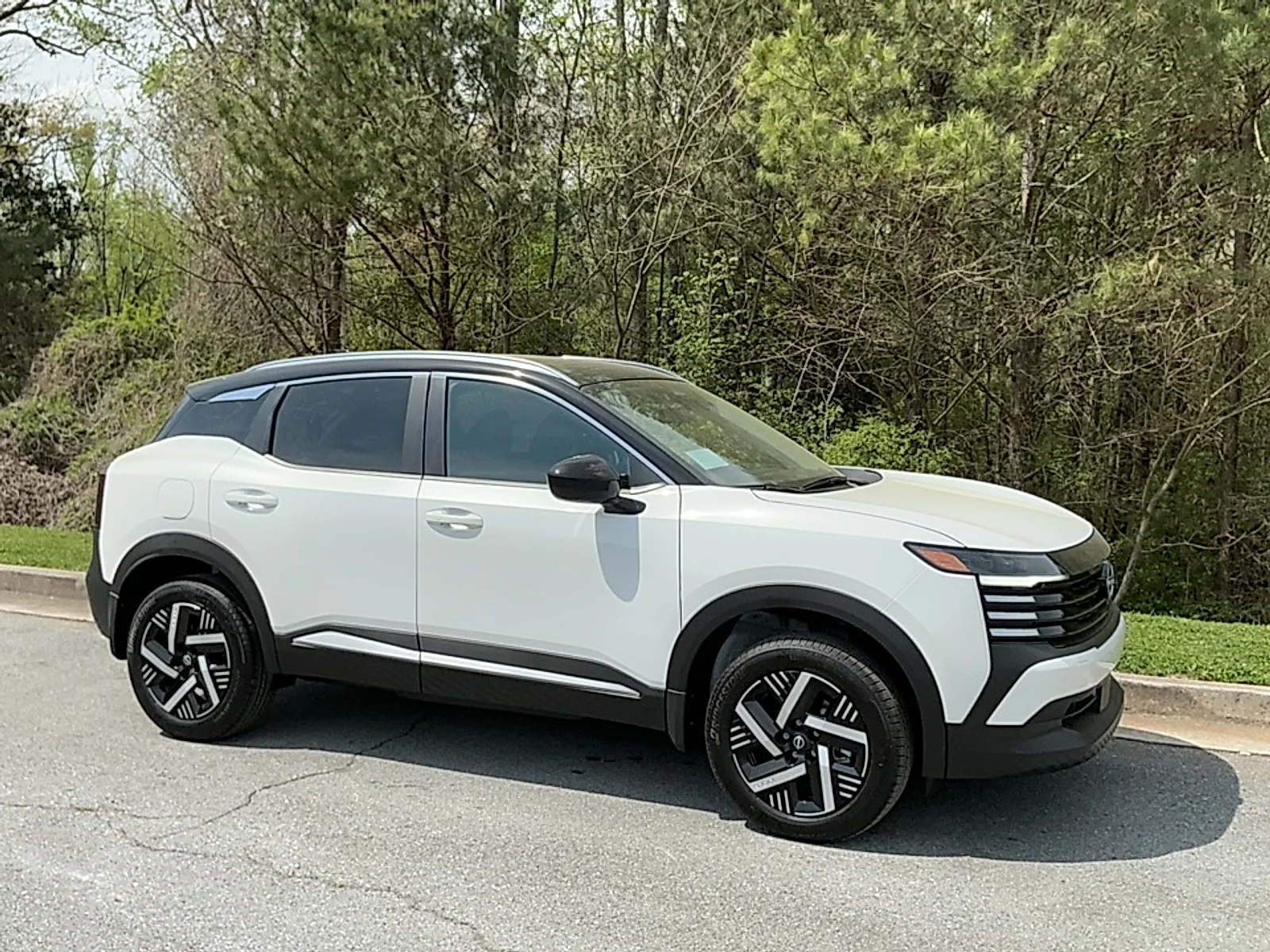 2026 Nissan KICKS