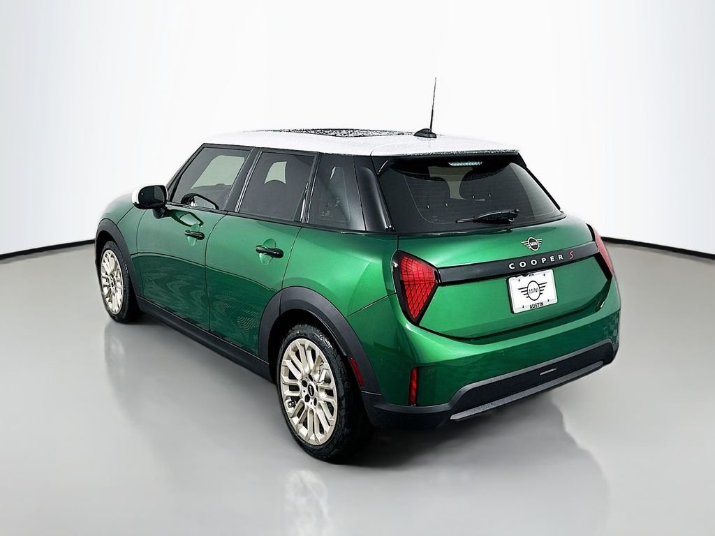 Used 2025 Green MINI Iconic image 7