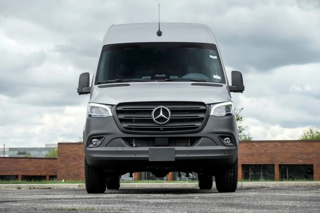 New 2026 high-tech silver metallic Mercedes-Benz Cargo 144 WB image 35
