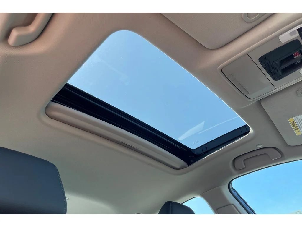Used 2025 Canyon River Blue Metallic Honda EX-L image 19