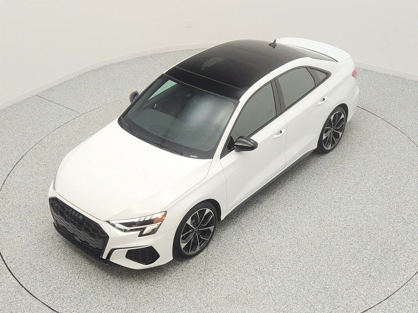 Used 2023 Ibis White Audi Premium 2.0 TFSI quattro image 22