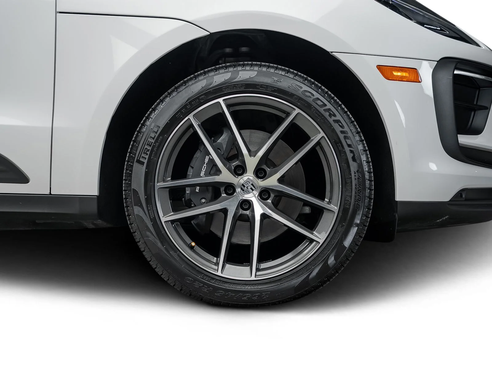 Used 2025 White Porsche Base image 26