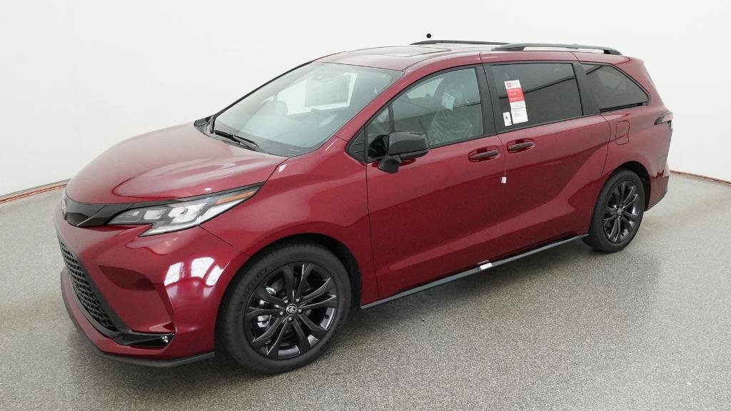 2026 Toyota Sienna XSE 7-Passenger Hybrid FWD's photo