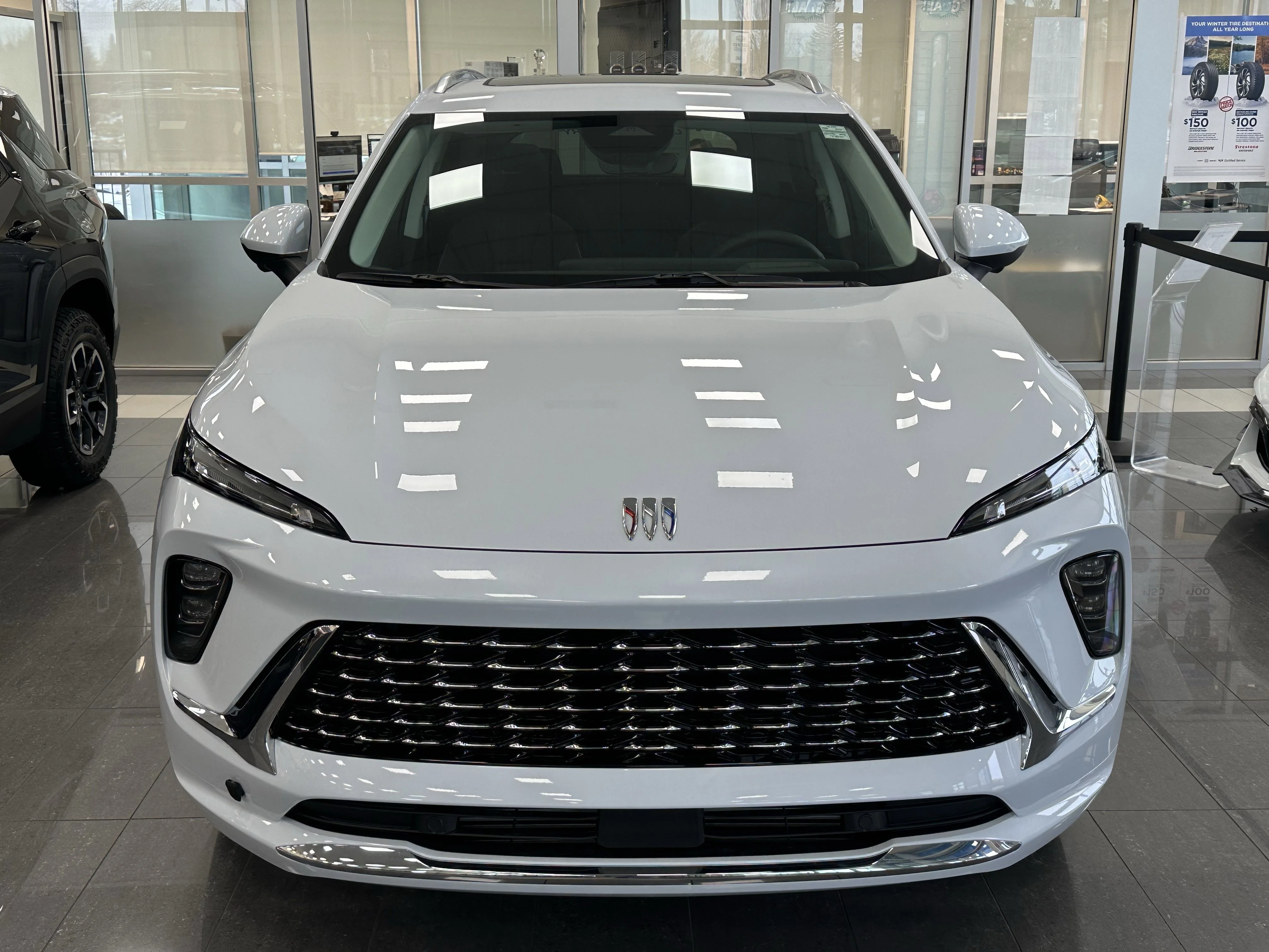 New 2026 Iridescent White Tricoat Buick Avenir image 2