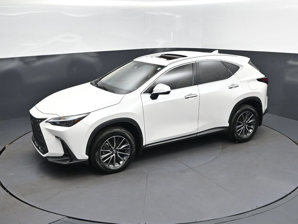 2025 Lexus NX 350 - Photo 31